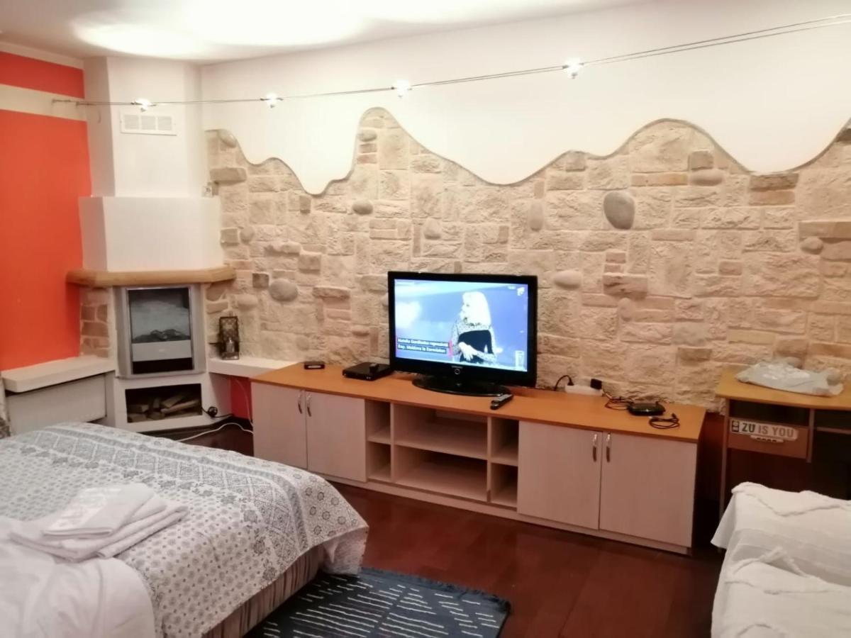Apartament Central Târgu Neamţ Exterior foto